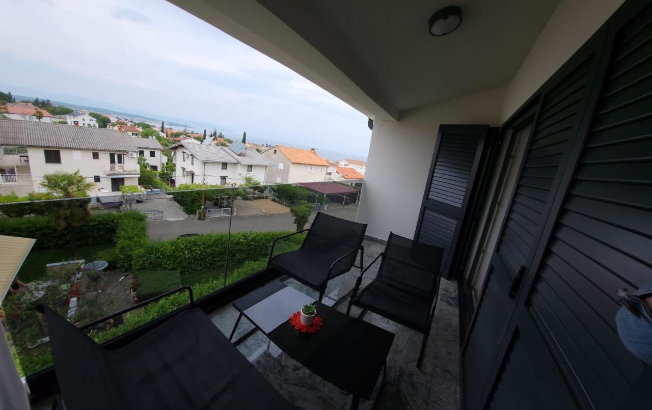 Apartmani M&L I M&J Malinska Esterno foto